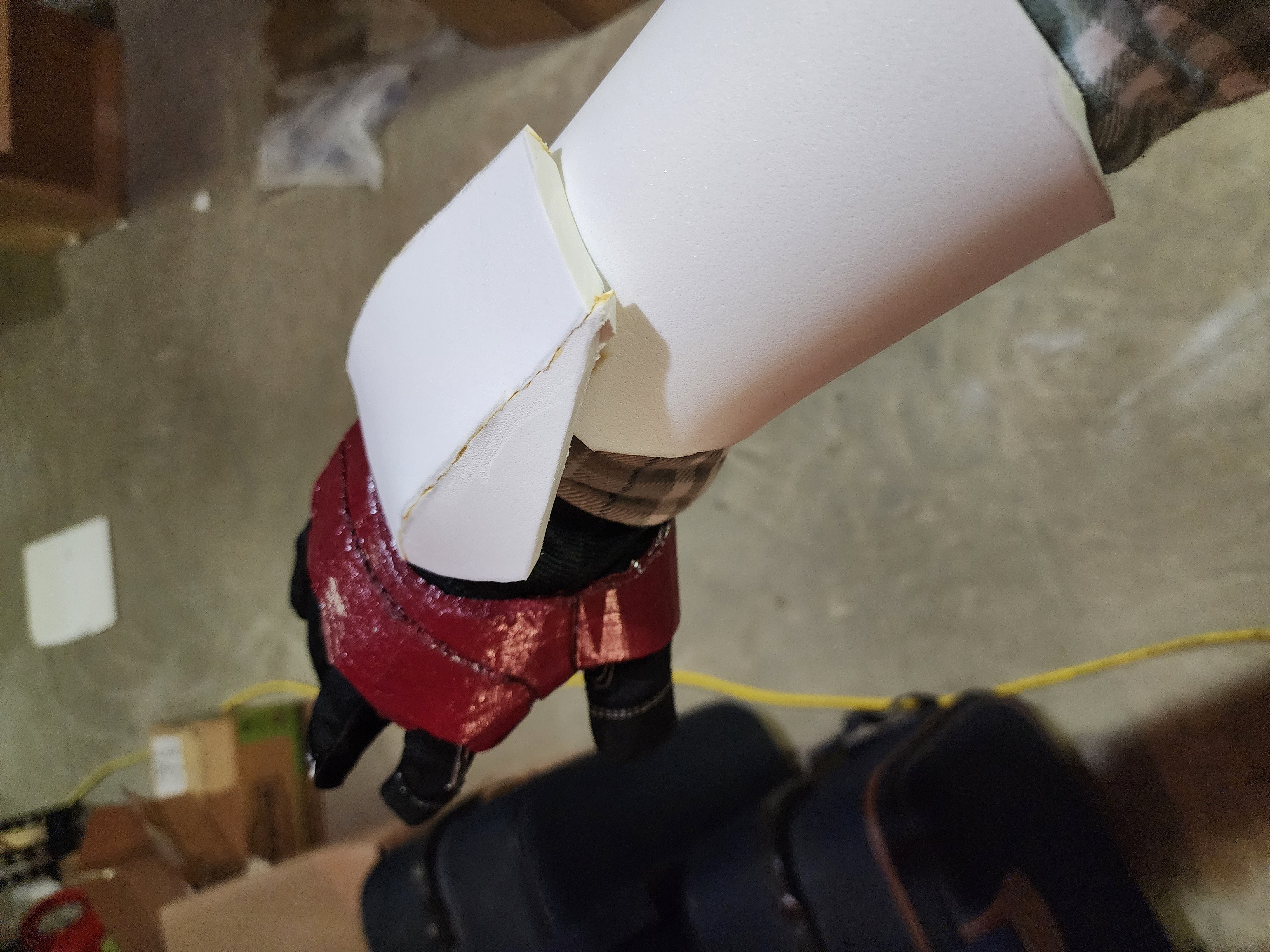 Making a foam gauntlet to go around the hand